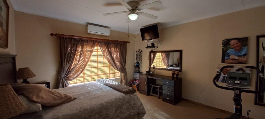 4 Bedroom Property for Sale in Cashan North West